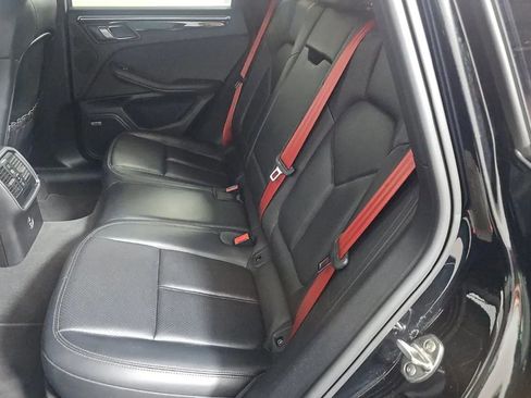 Used 2021 Porsche Macan AWD/4WD image 54