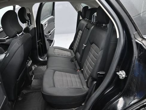 Used 2017 Ford Edge SEL AWD/4WD image 12
