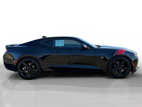 Used 2016 Chevrolet Camaro LT w/ RS Package image 6