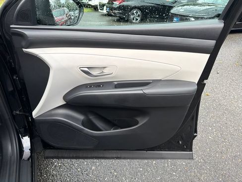 Certified 2025 Hyundai Tucson SEL AWD/4WD image 10