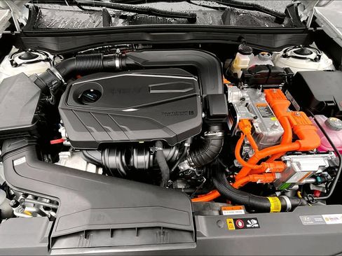 Used 2025 Hyundai Sonata Limited image 31