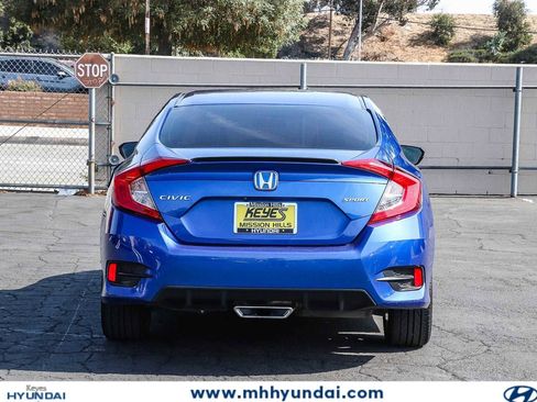 Used 2020 Honda Civic Sport image 3