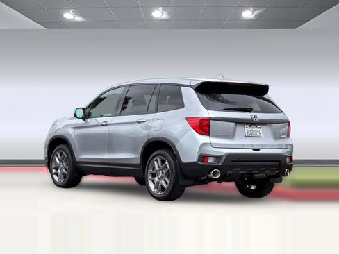Used 2023 Honda Passport EX-L image 3
