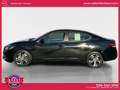 Used 2021 Nissan Sentra SV image 3
