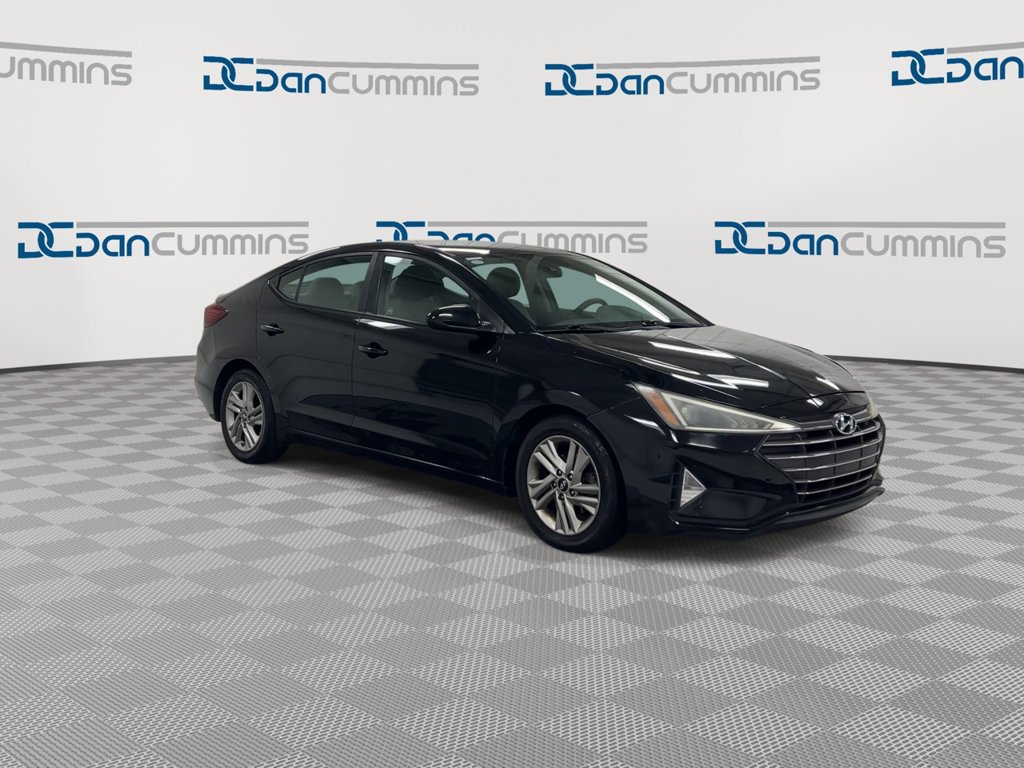 Used 2019 Hyundai Elantra SEL FWD image 2