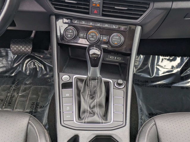 Used 2024 Volkswagen Jetta SE FWD image 18