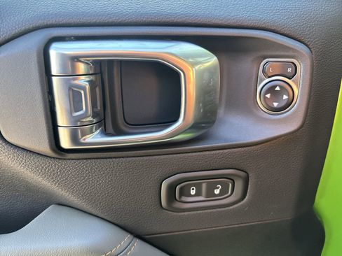 New 2026 Jeep Gladiator Mojave image 10