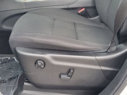 Used 2017 Jeep Grand Cherokee Laredo w/ Quick Order Package 23E image 13