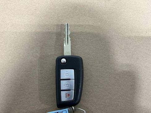 Used 2020 Nissan Rogue S image 26