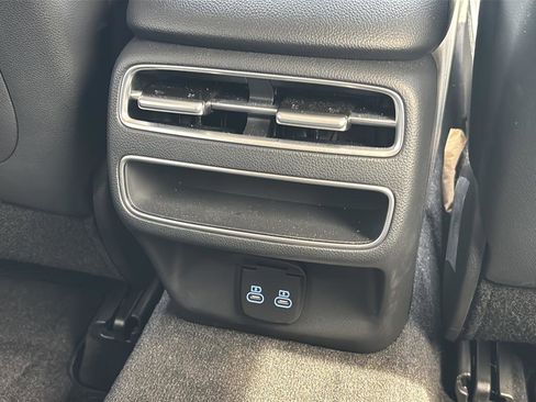 Certified 2026 Genesis GV70 2.5T AWD/4WD image 38
