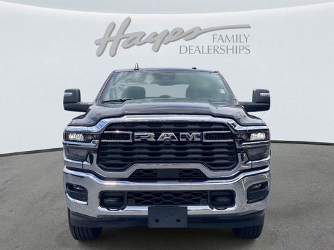 Used 2026 RAM 2500 Big Horn AWD/4WD image 10