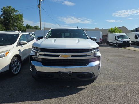 Used 2020 Chevrolet Silverado 1500 LT w/ All-Star Edition AWD/4WD image 2