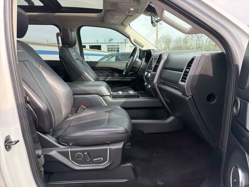 Used 2019 Ford Expedition Max Platinum image 26