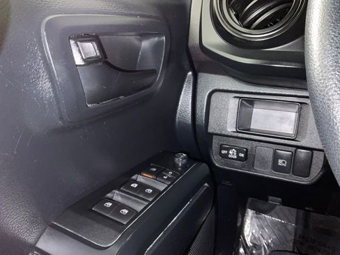 Used 2019 Toyota Tacoma SR w/ SR Convenience Package RWD image 19