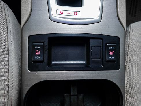 Used 2013 Subaru Outback 2.5i Premium image 30