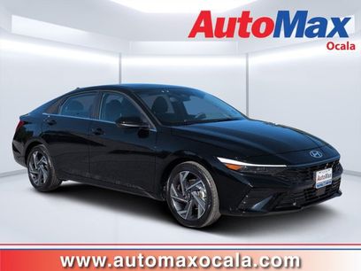 Used 2025 Hyundai Elantra SEL w/ Cargo Package