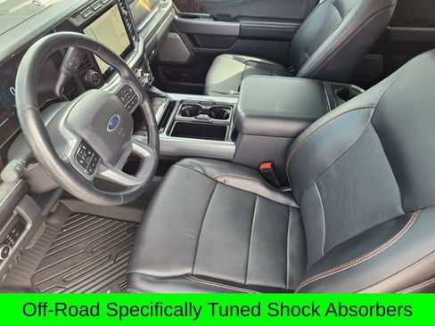 Used 2024 Ford F250 Lariat w/ Lariat Ultimate Package AWD/4WD image 13