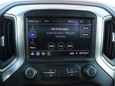 Used 2022 Chevrolet Silverado 2500 LT w/ Fleet Comfort Package image 22