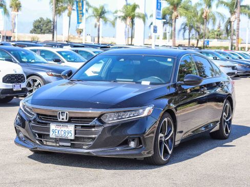 Used 2022 Honda Accord Sport image 3