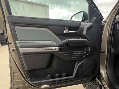 New 2026 Toyota Tacoma 4x4 Double Cab Hybrid image 9