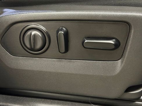 Used 2021 Chevrolet Silverado 1500 LTZ image 33