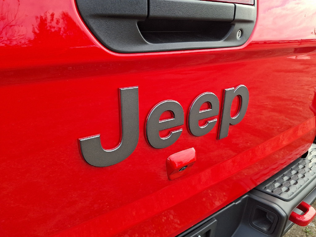Used 2020 Jeep Gladiator Rubicon AWD/4WD image 9