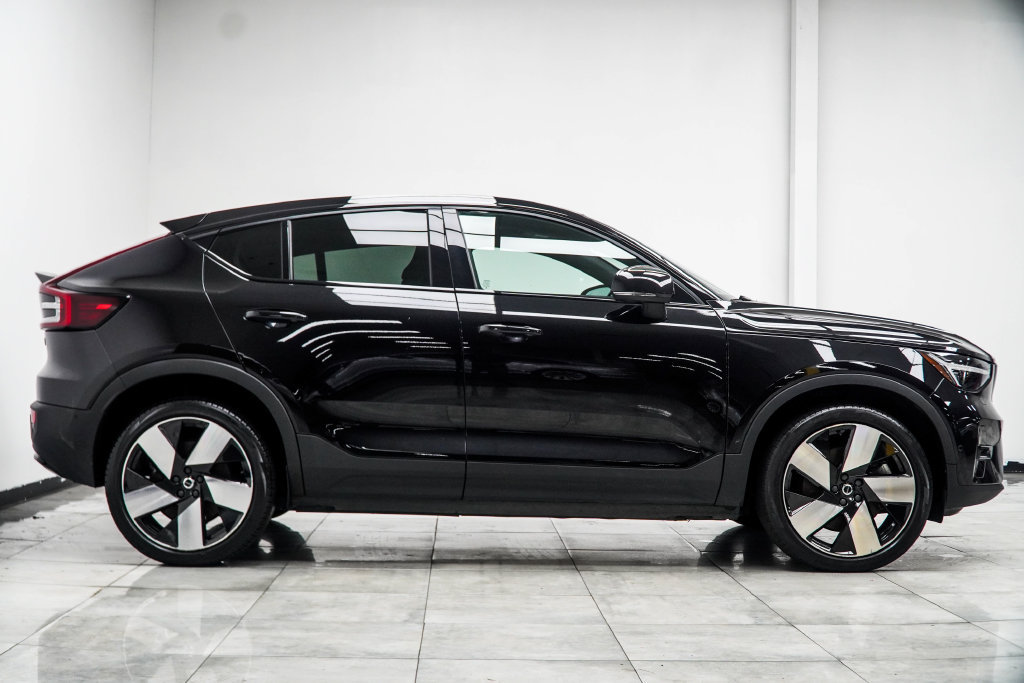 Used 2023 Volvo C40 P8 Recharge Ultimate w/ Protection Package Premier AWD/4WD image 10