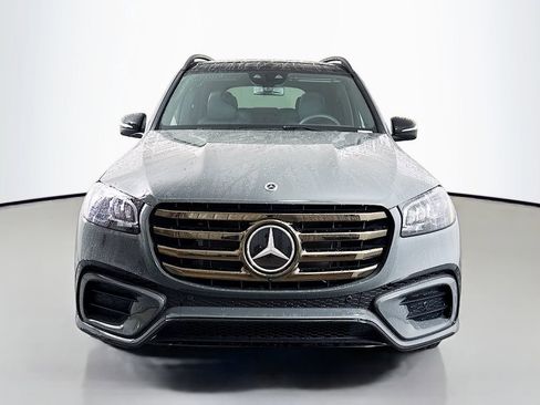 Used 2026 Mercedes-Benz GLS 450 4MATIC image 2
