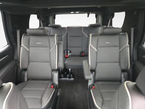 Used 2025 Cadillac Escalade Sport w/ Touring Package AWD/4WD image 38