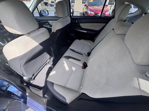 Used 2017 Subaru Crosstrek 2.0i Premium w/ Popular Package #2 image 28