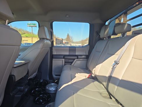 Used 2022 Ford F350 XL w/ Power Equipment Group AWD/4WD image 25