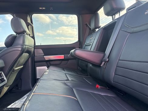 Used 2024 Ford F250 Platinum image 21