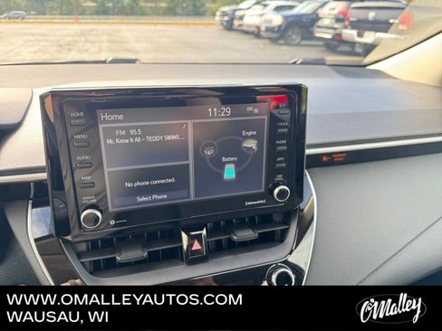 Used 2022 Toyota Corolla LE FWD image 20
