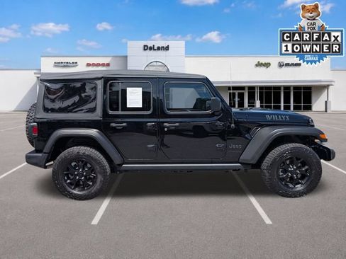Used 2022 Jeep Wrangler Unlimited Sport AWD/4WD image 3