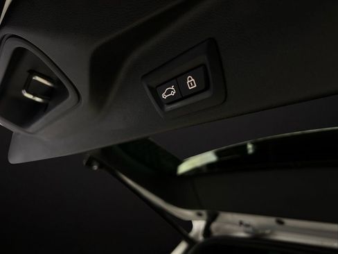 Used 2023 BMW X5 xDrive40i AWD/4WD image 35