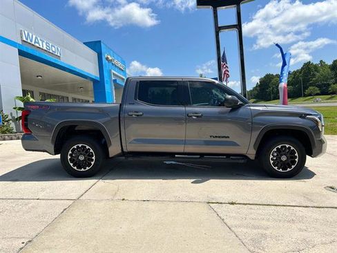 Used 2023 Toyota Tundra SR5 image 3