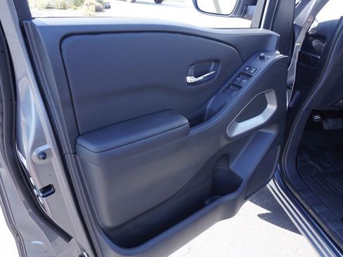 New 2026 Nissan Frontier SV image 15