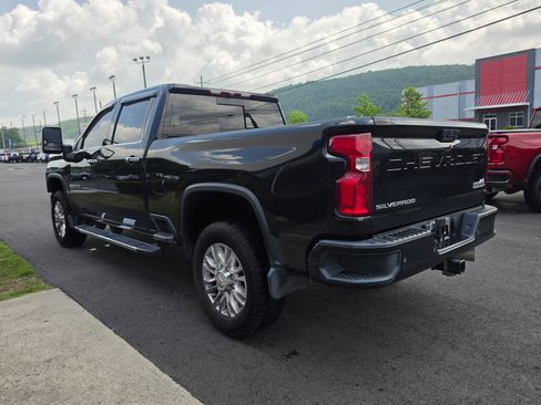 Used 2023 Chevrolet Silverado 3500 High Country w/ Z71 Off-Road Package AWD/4WD image 5