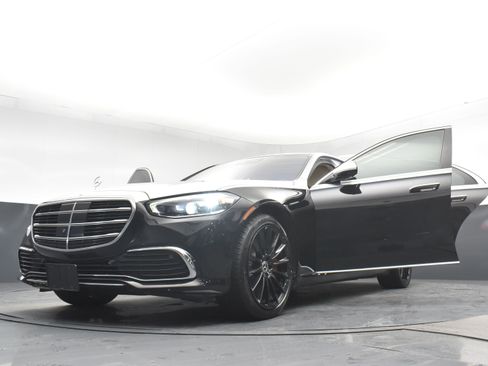 Used 2021 Mercedes-Benz S 580 S 580 image 28