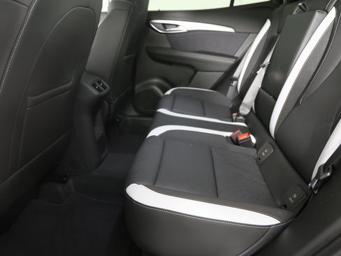 New 2025 Buick Envision Sport Touring image 9