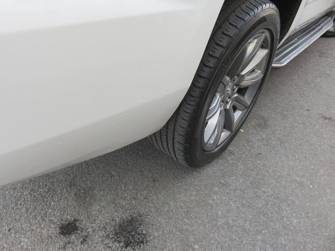 Used 2016 Chevrolet Tahoe LTZ image 39