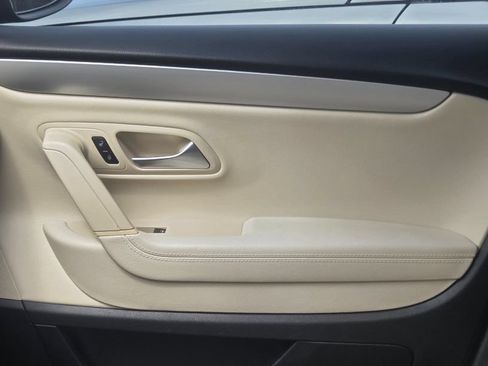 Used 2012 Volkswagen CC Sport FWD image 15