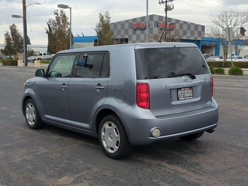 Used 2009 Scion xB image 8
