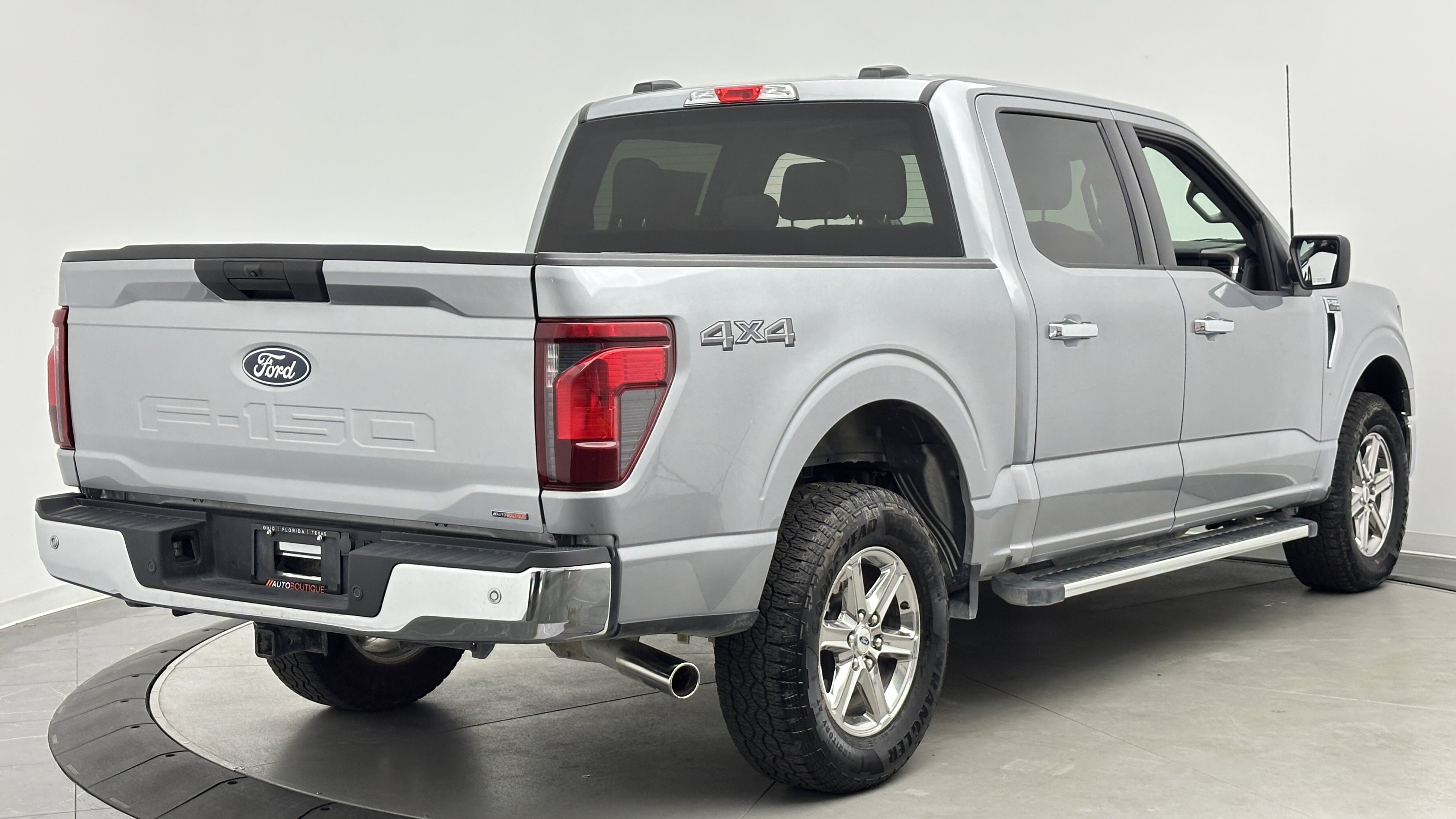 Used 2025 Ford F150 XLT w/ Equipment Group 301A Standard AWD/4WD image 7