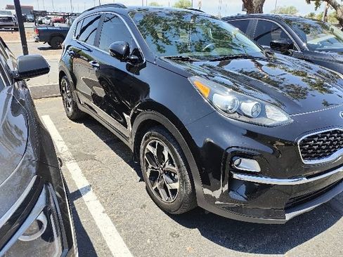 Used 2022 Kia Sportage EX FWD image 16