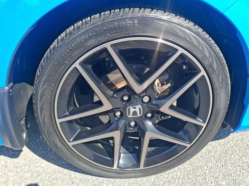Used 2022 Honda Civic Sport Touring image 8