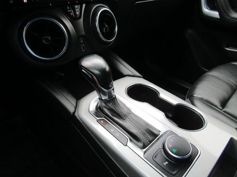 Used 2019 Chevrolet Blazer LT w/ Sun and Wheels Package FWD image 20