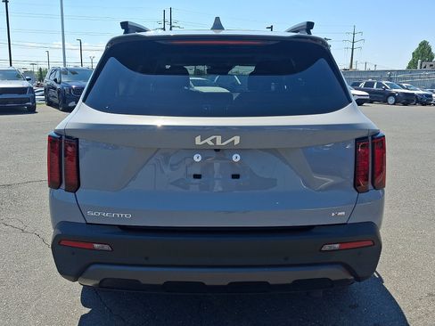Used 2023 Kia Sorento X-Line EX AWD/4WD image 5