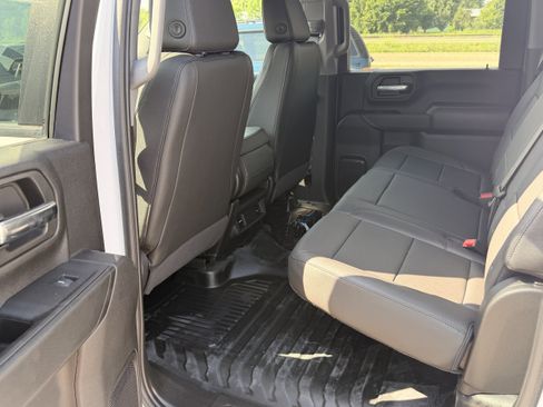 Used 2024 Chevrolet Silverado 2500 W/T w/ WT Convenience Package AWD/4WD image 7