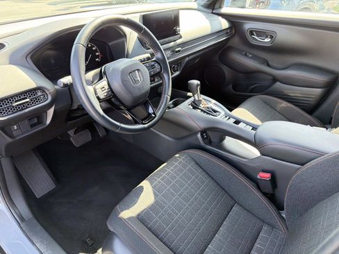 Used 2025 Honda HR-V Sport image 14